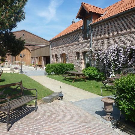 Ferme De Montecouvez Acomodação com café da manhã Crèvecoeur-sur-lʼEscaut Exterior foto